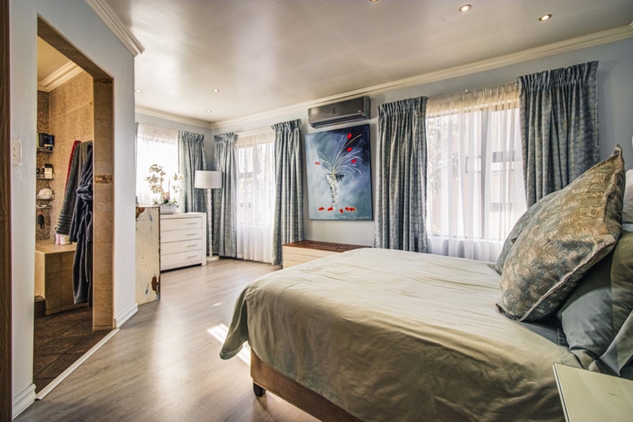 2 Bedroom Property for Sale in Glen Marais Gauteng