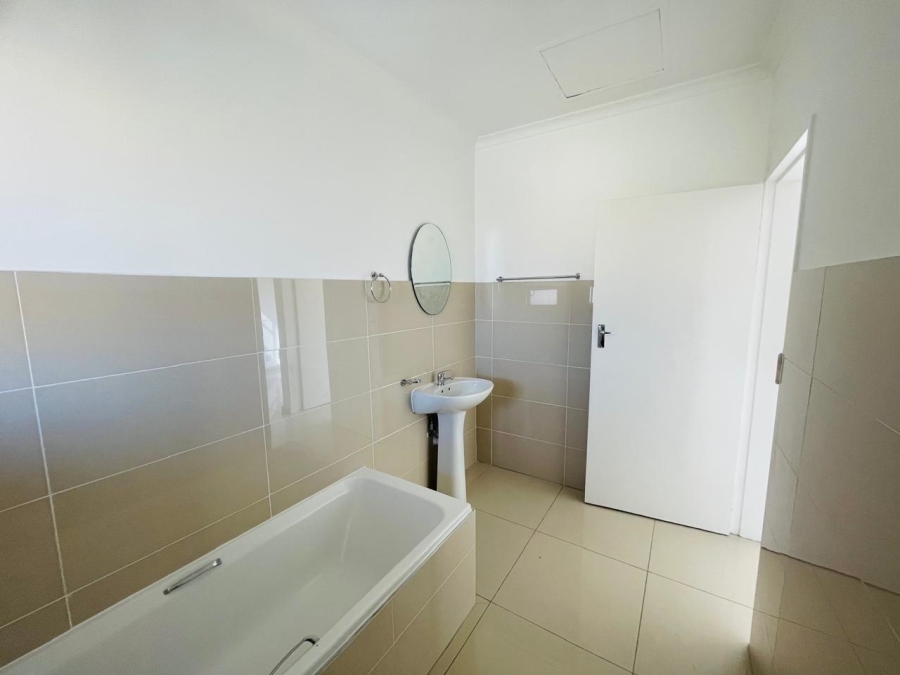 1 Bedroom Property for Sale in Parkrand Gauteng