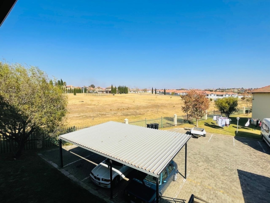 1 Bedroom Property for Sale in Parkrand Gauteng