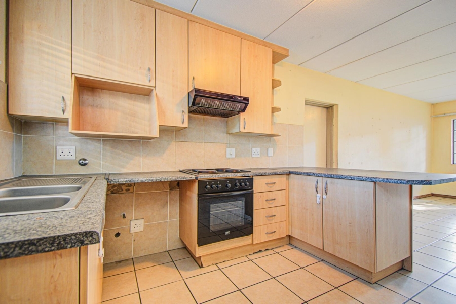 2 Bedroom Property for Sale in Farrar Park Gauteng