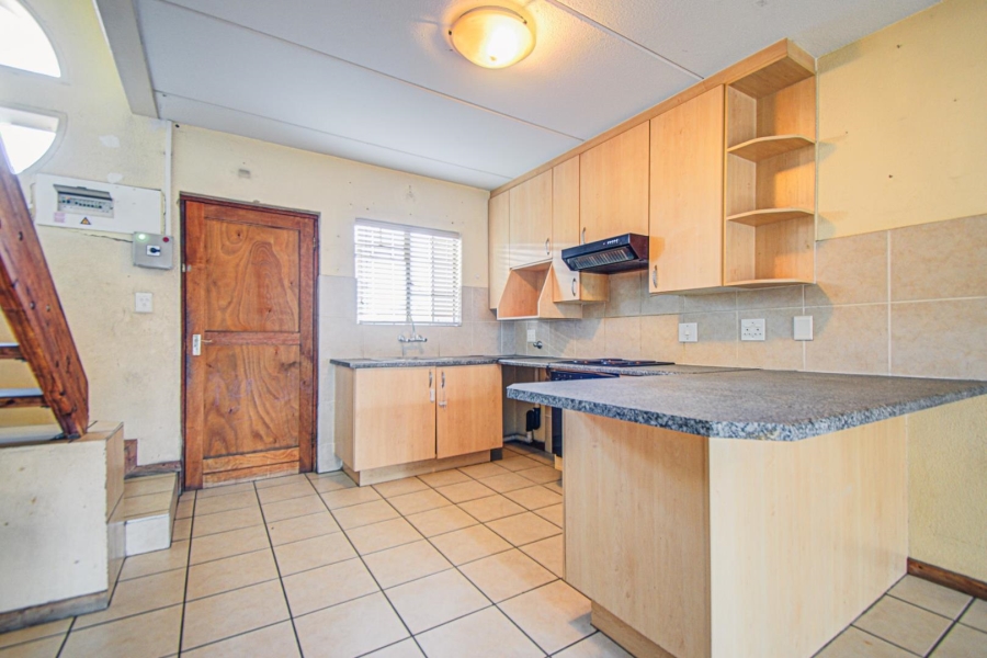 2 Bedroom Property for Sale in Farrar Park Gauteng