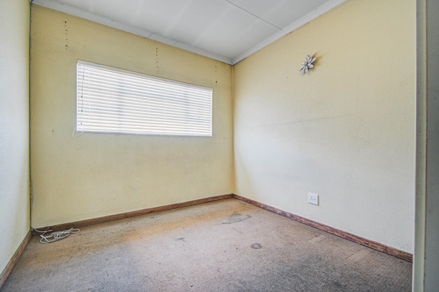 2 Bedroom Property for Sale in Farrar Park Gauteng