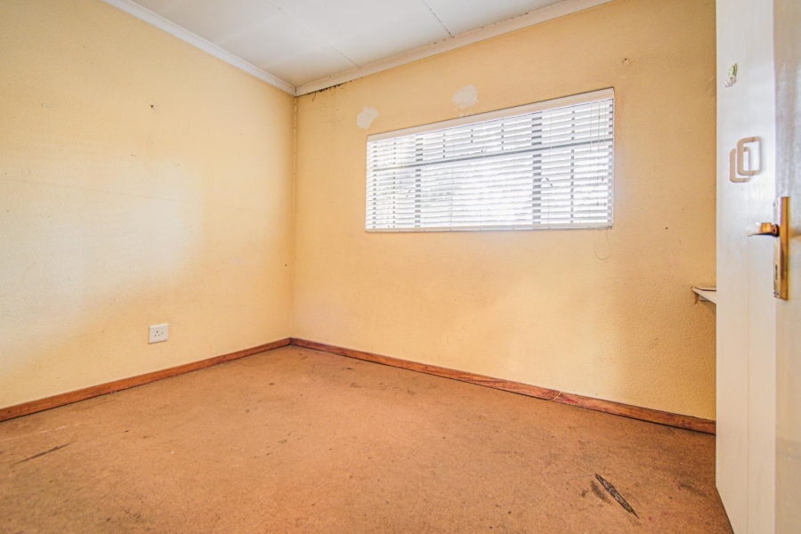 2 Bedroom Property for Sale in Farrar Park Gauteng
