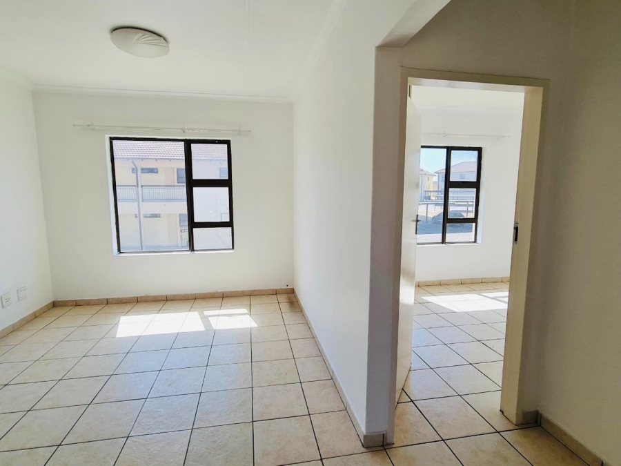 1 Bedroom Property for Sale in Parkrand Gauteng