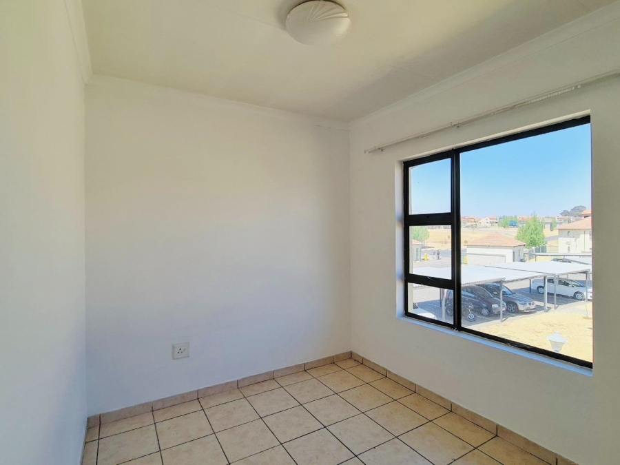 1 Bedroom Property for Sale in Parkrand Gauteng