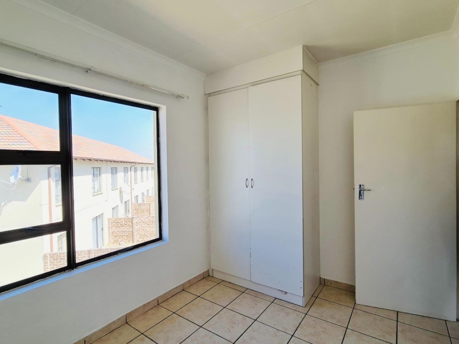 1 Bedroom Property for Sale in Parkrand Gauteng
