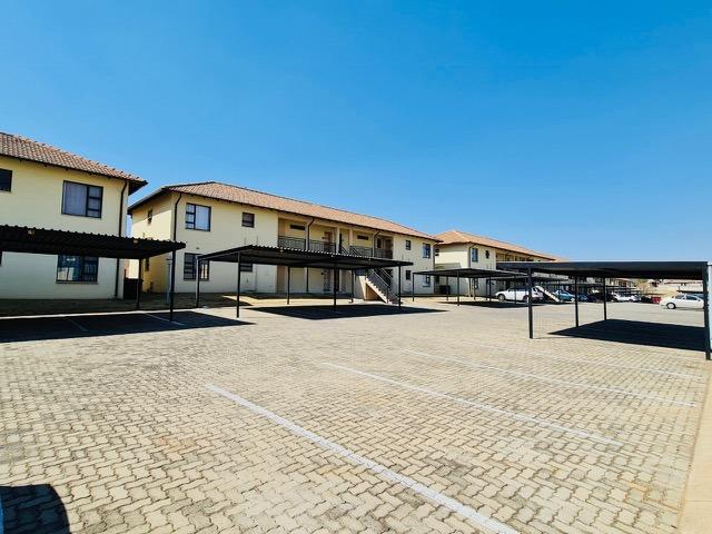 1 Bedroom Property for Sale in Parkrand Gauteng