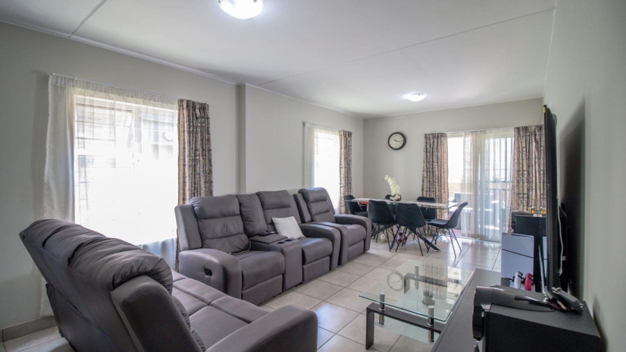 3 Bedroom Property for Sale in Parkdene Gauteng