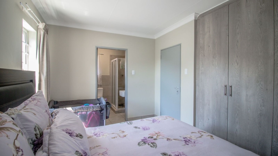 3 Bedroom Property for Sale in Parkdene Gauteng