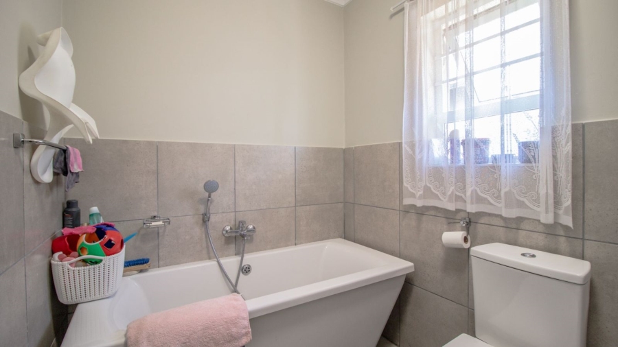 3 Bedroom Property for Sale in Parkdene Gauteng