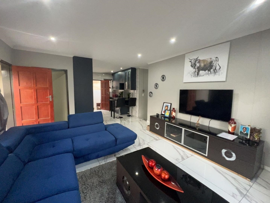 3 Bedroom Property for Sale in Wildtuinpark Gauteng