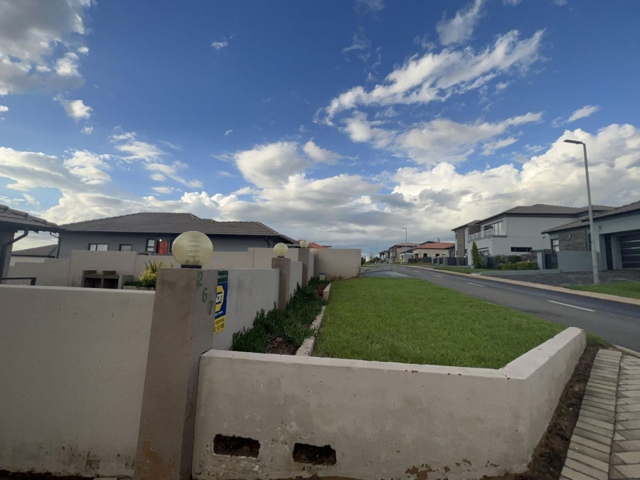 3 Bedroom Property for Sale in Wildtuinpark Gauteng