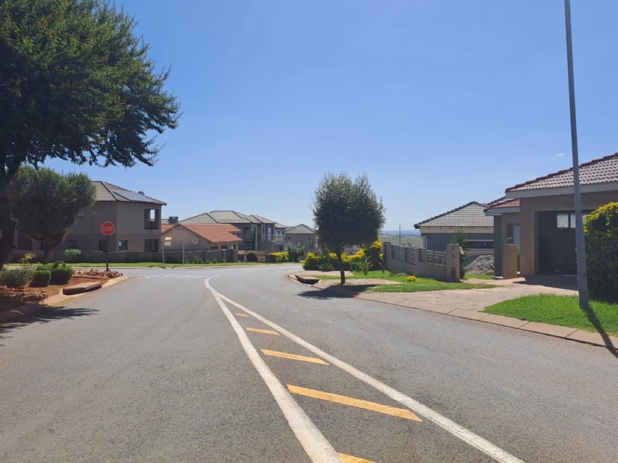3 Bedroom Property for Sale in Wildtuinpark Gauteng