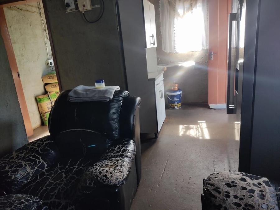 2 Bedroom Property for Sale in Chris Hani Gauteng
