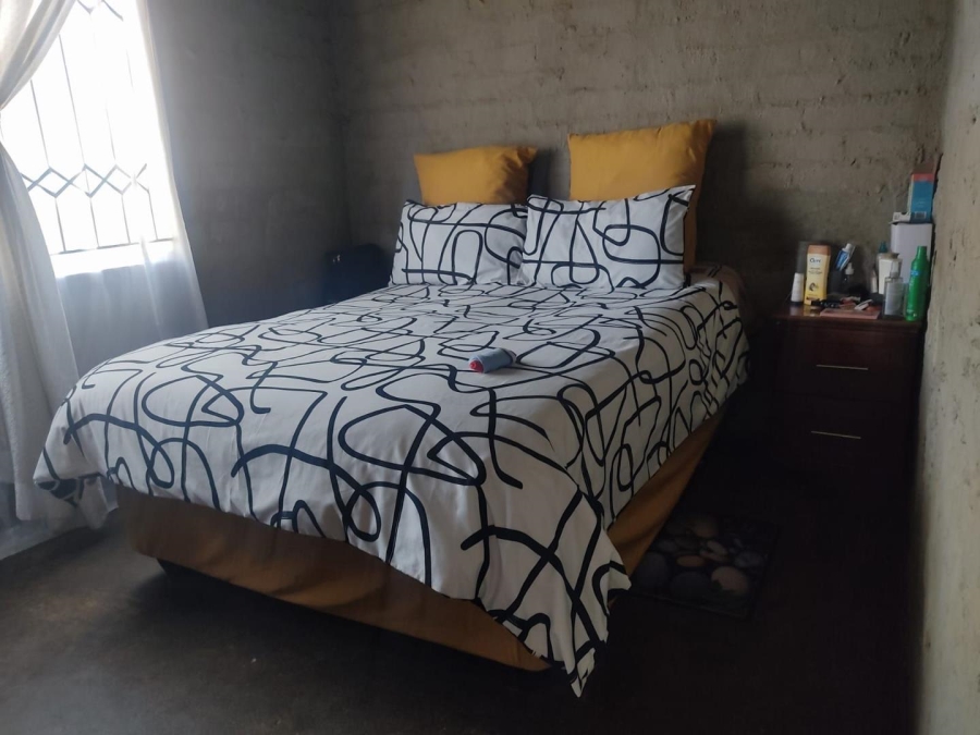 2 Bedroom Property for Sale in Chris Hani Gauteng