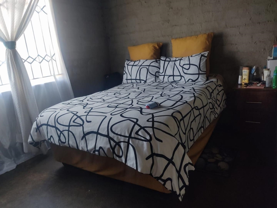 2 Bedroom Property for Sale in Chris Hani Gauteng