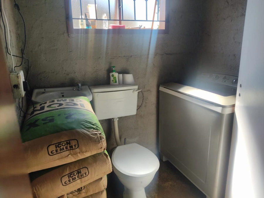 2 Bedroom Property for Sale in Chris Hani Gauteng