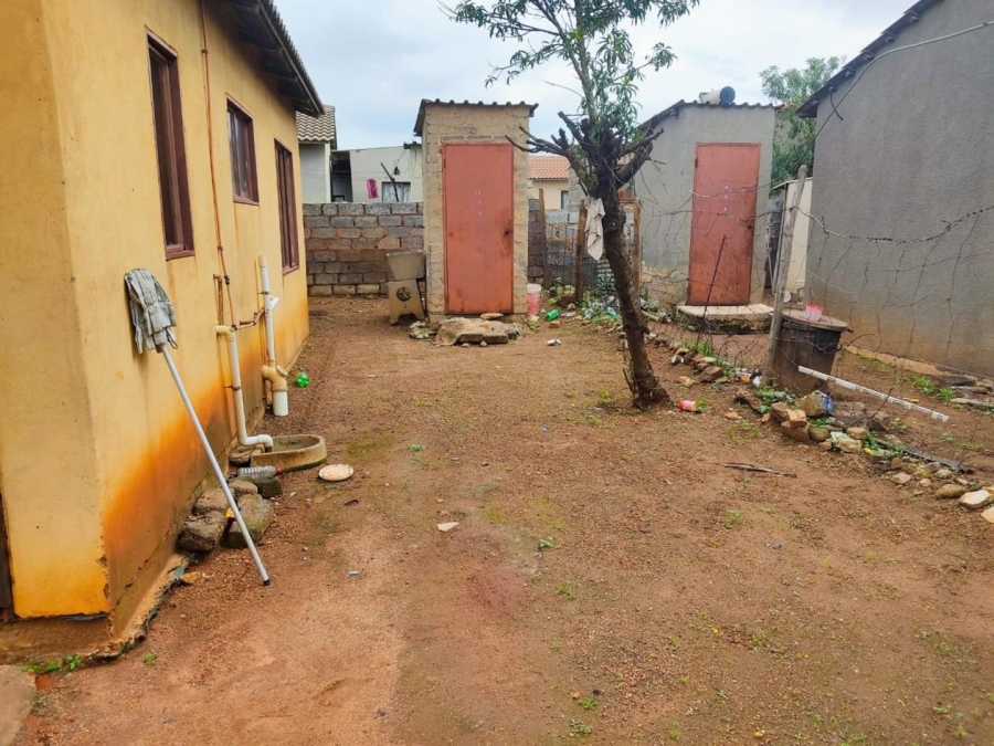 2 Bedroom Property for Sale in Chris Hani Gauteng