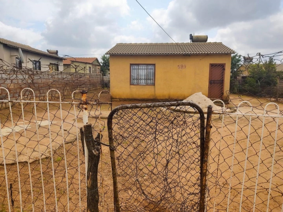 2 Bedroom Property for Sale in Chris Hani Gauteng