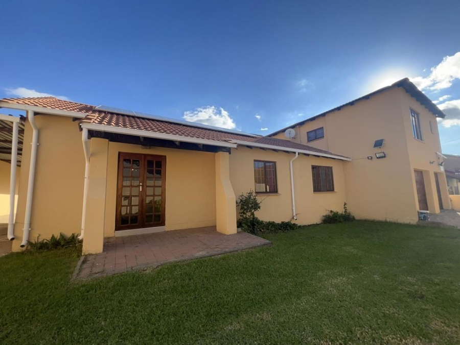 4 Bedroom Property for Sale in Ormonde Gauteng