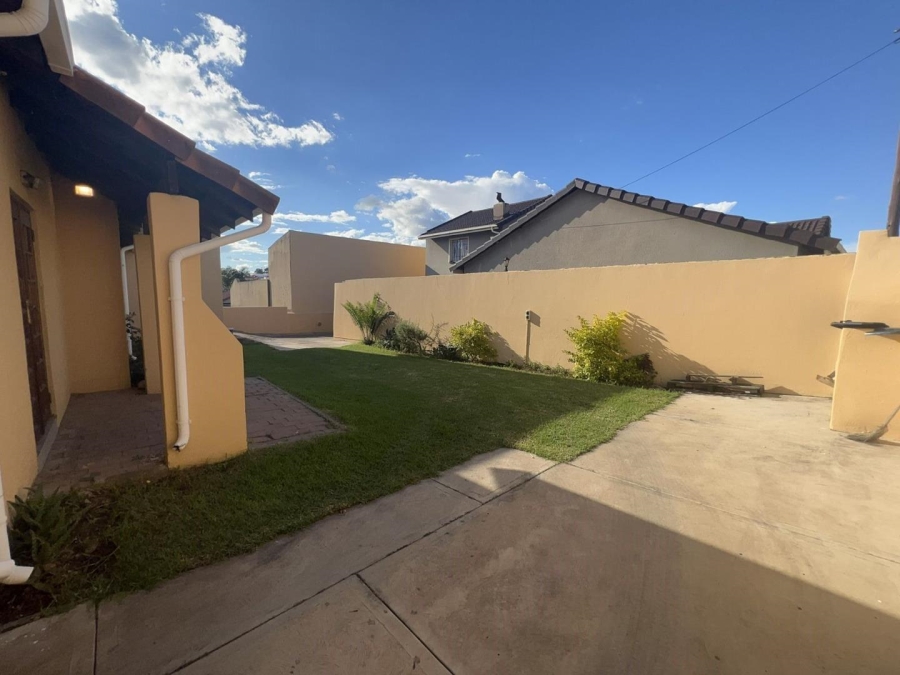 4 Bedroom Property for Sale in Ormonde Gauteng