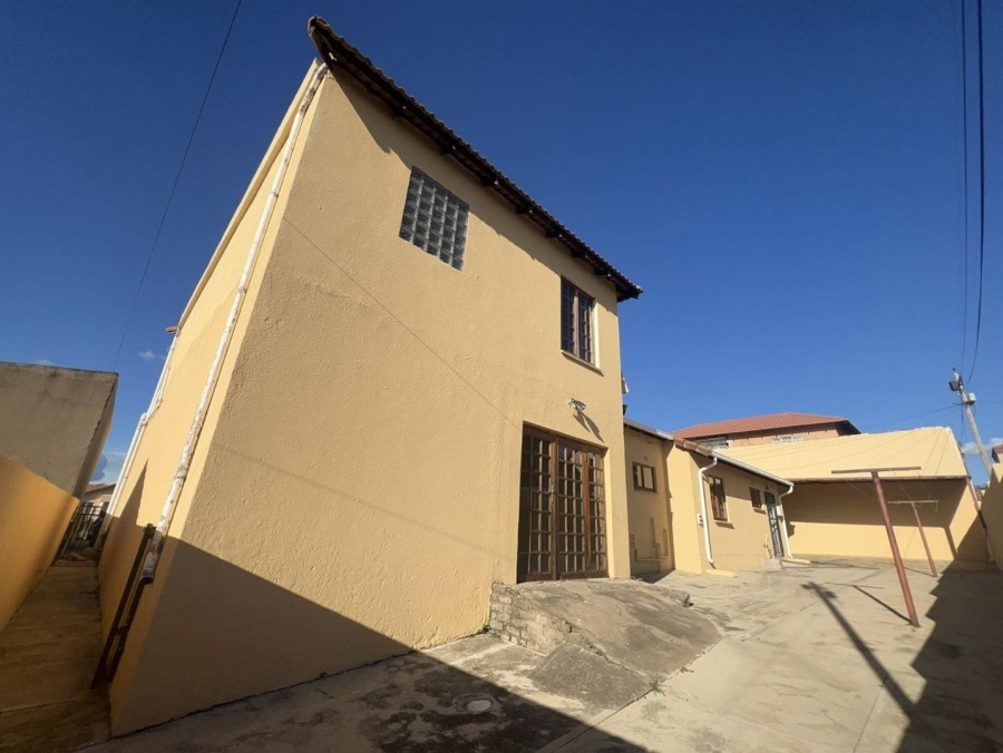 4 Bedroom Property for Sale in Ormonde Gauteng