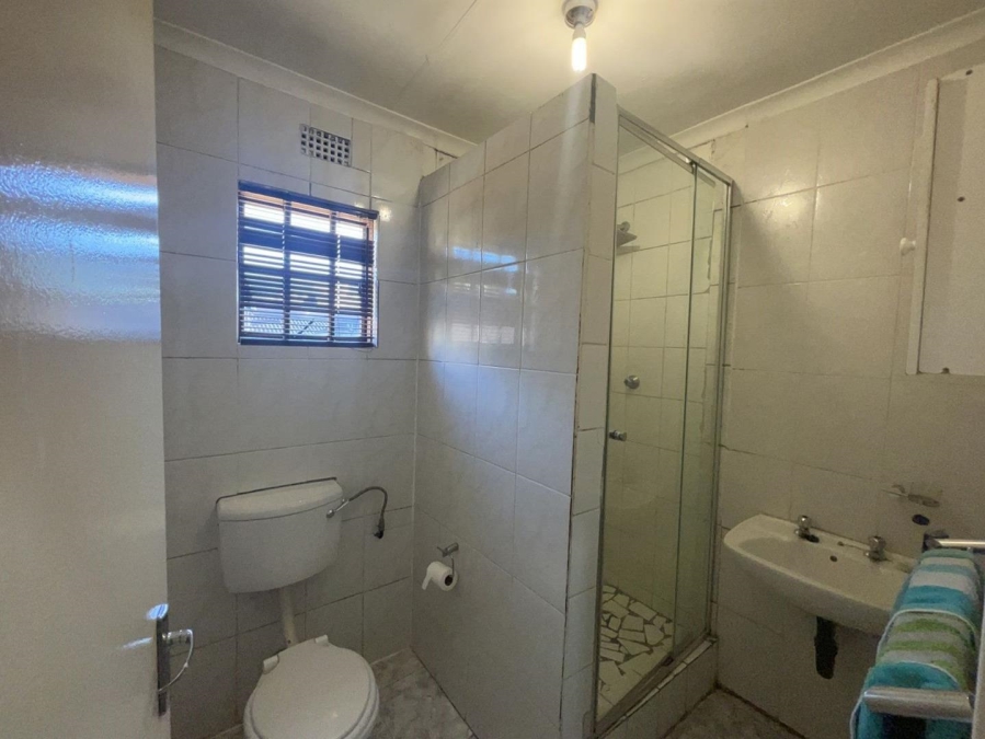 4 Bedroom Property for Sale in Ormonde Gauteng