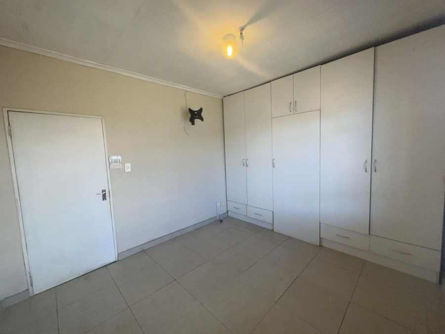 4 Bedroom Property for Sale in Ormonde Gauteng