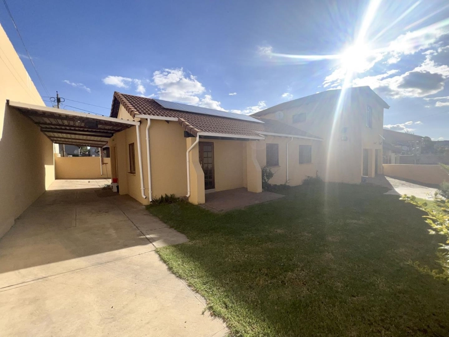 4 Bedroom Property for Sale in Ormonde Gauteng