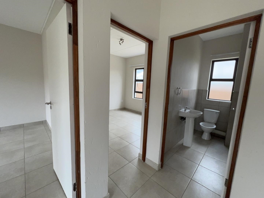 2 Bedroom Property for Sale in Protea Glen Gauteng