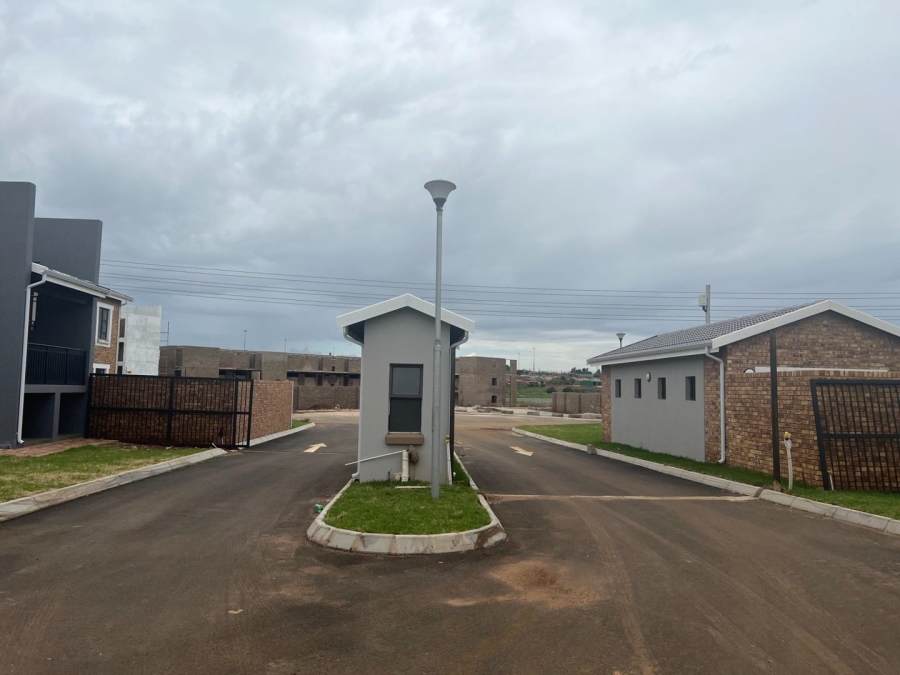 2 Bedroom Property for Sale in Protea Glen Gauteng