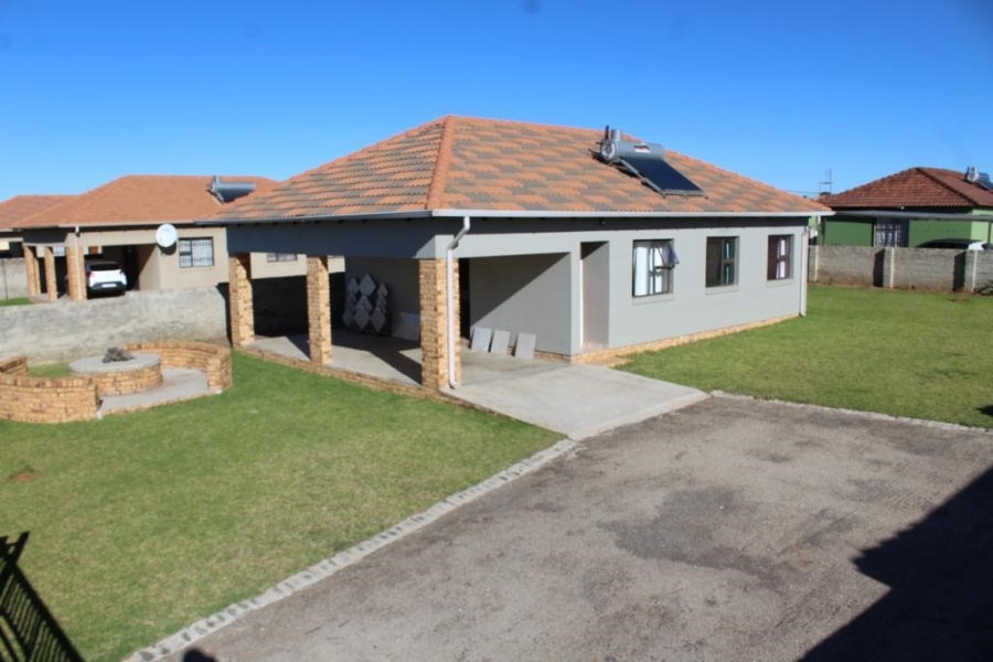 3 Bedroom Property for Sale in Azaadville Gardens Gauteng