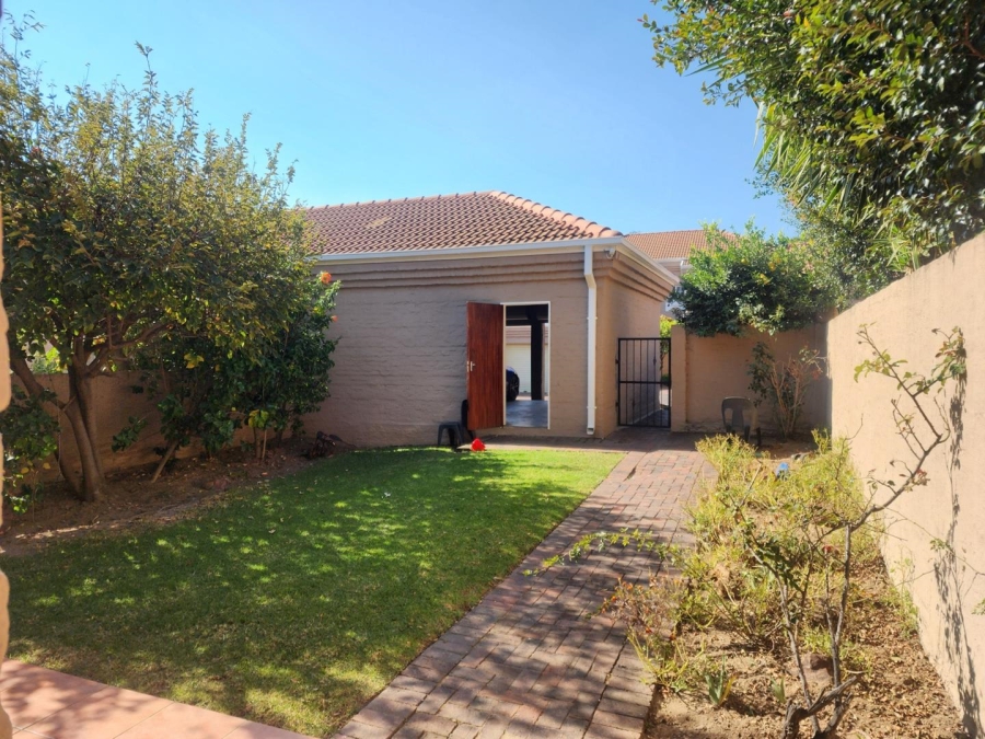 3 Bedroom Property for Sale in North Riding Gauteng