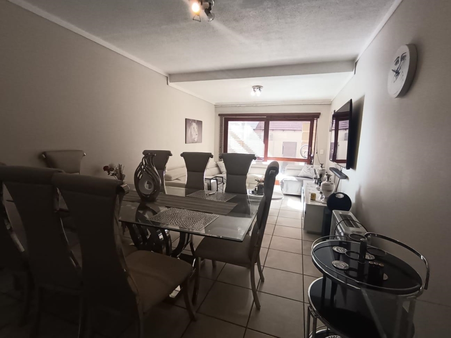 2 Bedroom Property for Sale in Witkoppen Gauteng