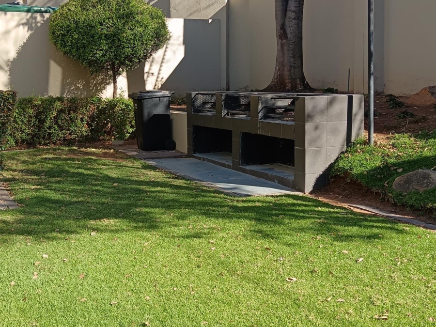 2 Bedroom Property for Sale in Witkoppen Gauteng