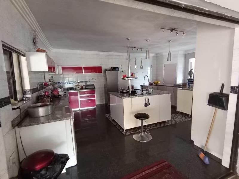 5 Bedroom Property for Sale in Bloubosrand Gauteng