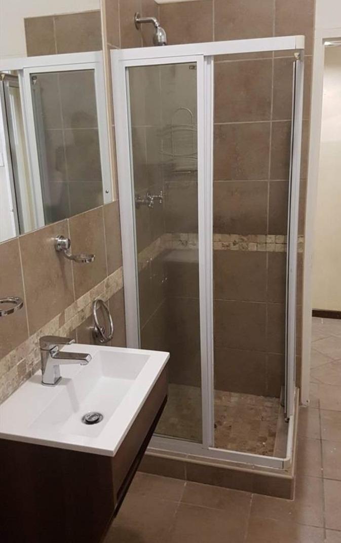 2 Bedroom Property for Sale in Killarney Gauteng