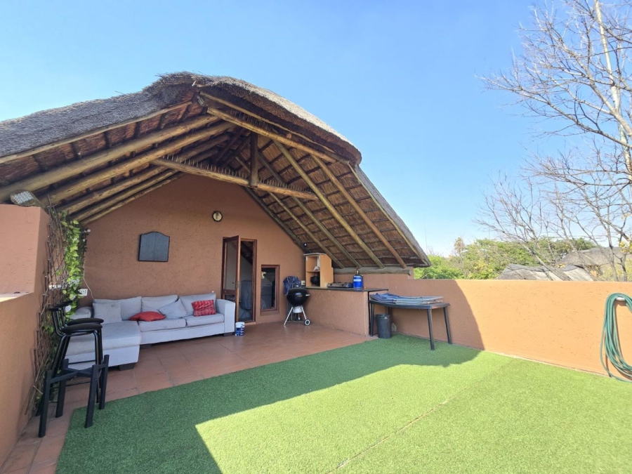 1 Bedroom Property for Sale in Sunninghill Gauteng