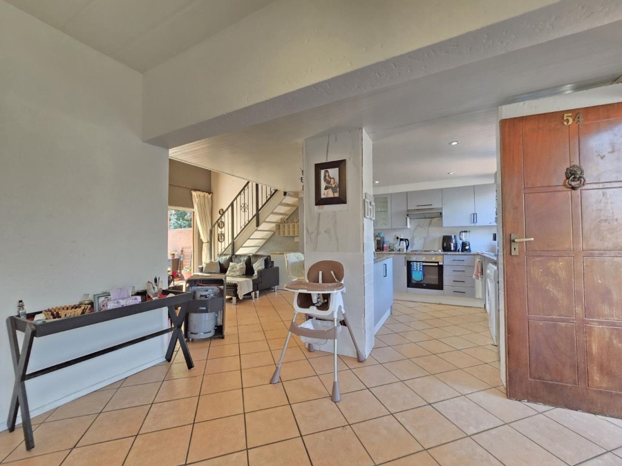 1 Bedroom Property for Sale in Sunninghill Gauteng