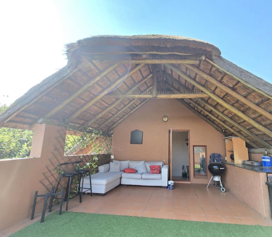 1 Bedroom Property for Sale in Sunninghill Gauteng