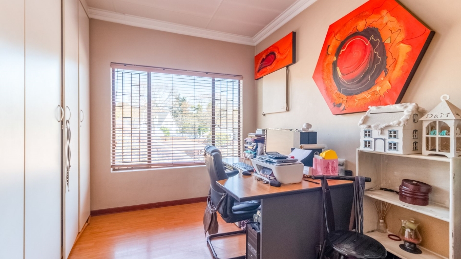 3 Bedroom Property for Sale in Oriel Gauteng