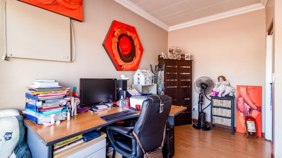 3 Bedroom Property for Sale in Oriel Gauteng