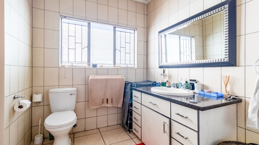 3 Bedroom Property for Sale in Oriel Gauteng