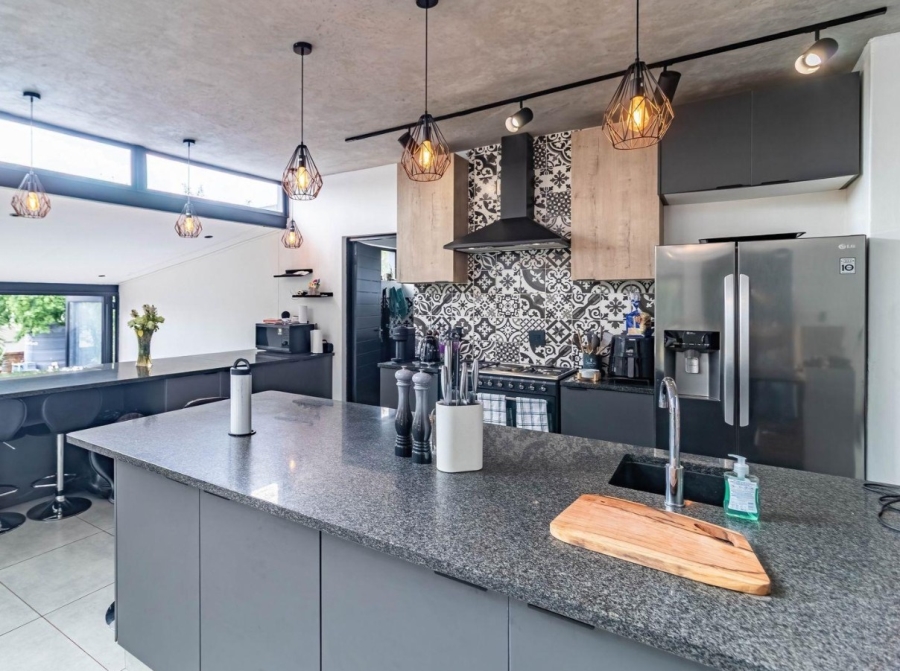 3 Bedroom Property for Sale in Bedfordview Gauteng