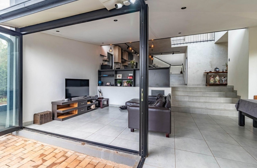 3 Bedroom Property for Sale in Bedfordview Gauteng