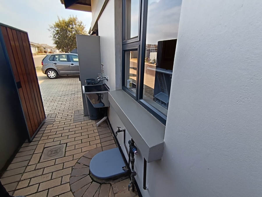 2 Bedroom Property for Sale in Eastlands Mature Lifestyle Estate Gauteng