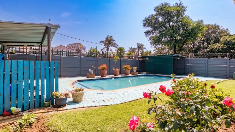4 Bedroom Property for Sale in Gerdview Gauteng
