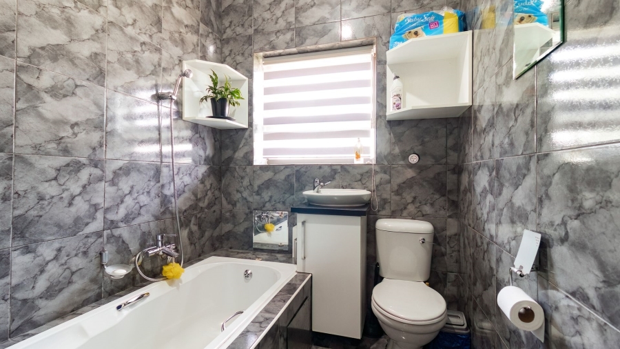 4 Bedroom Property for Sale in Gerdview Gauteng