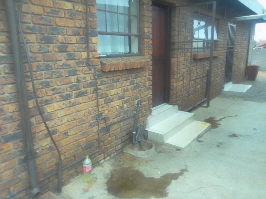 4 Bedroom Property for Sale in Dalpark Gauteng