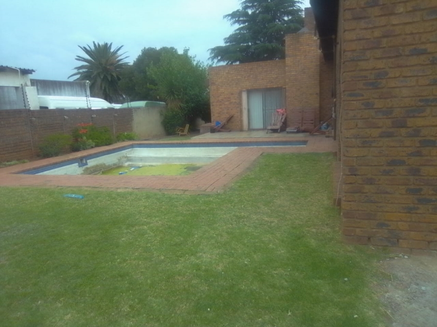 4 Bedroom Property for Sale in Dalpark Gauteng